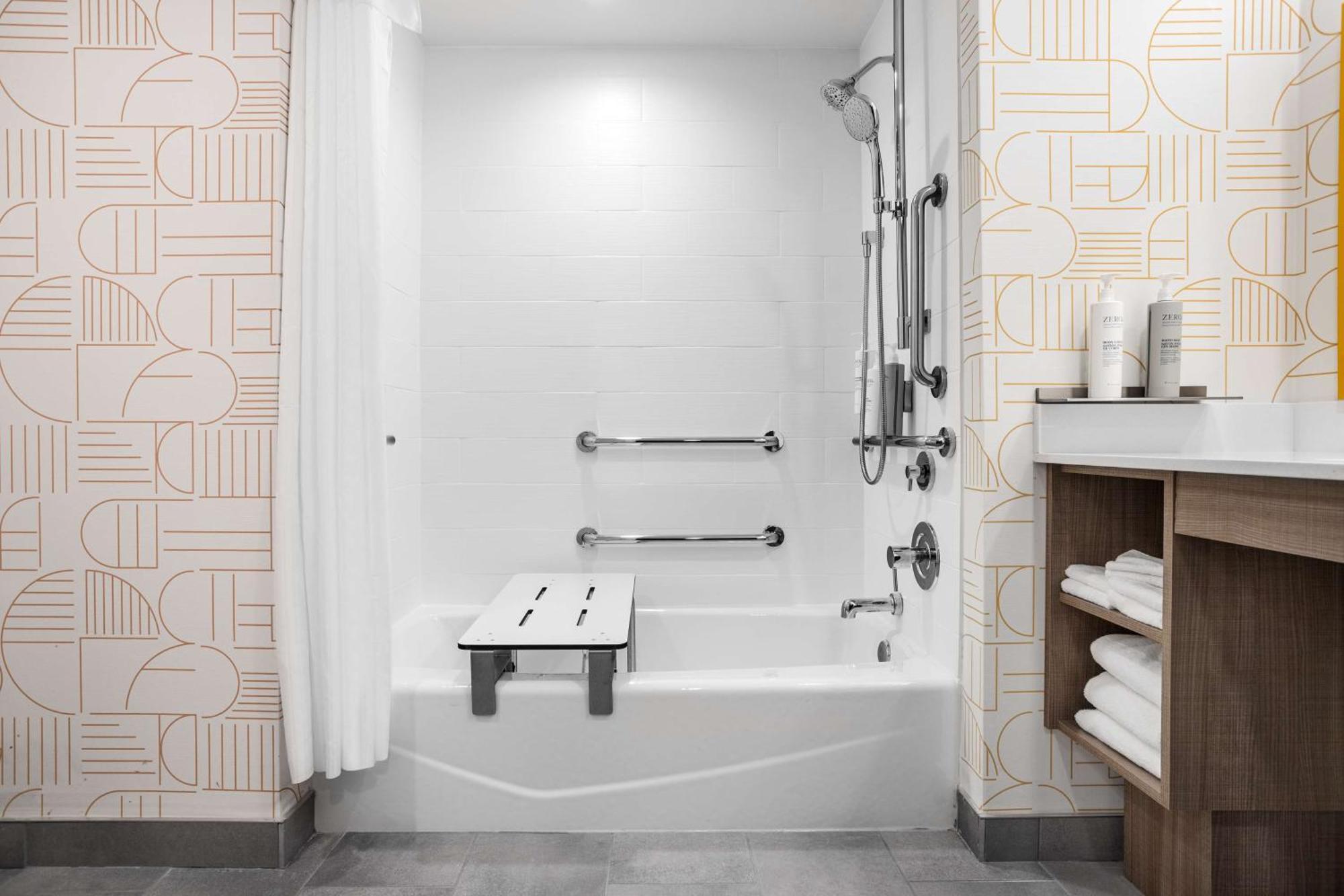 Home2 Suites By Hilton Indianapolis North At Intech Park Экстерьер фото